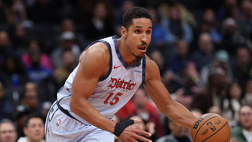 超六底薪签约尼克斯，勇士被小库坑惨，西帝距离退役又近一步