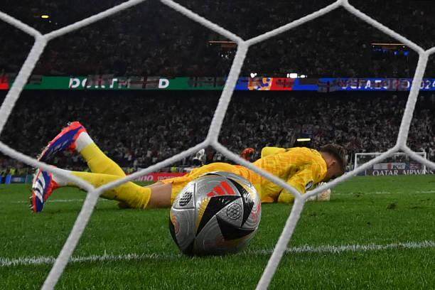 1720647860555054318.jpg 7m体育-【数说】凯恩淘汰赛金靴,索斯盖特点石成“金”