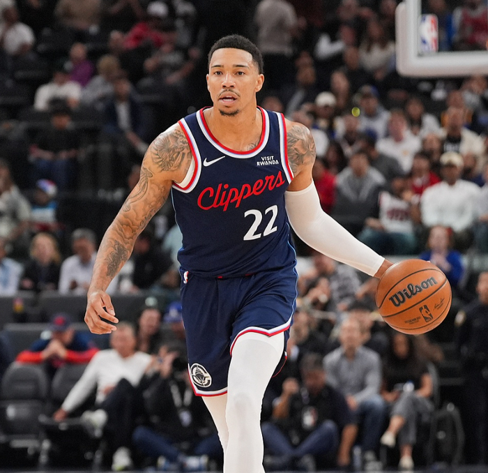 7m体育-快船加时121-117险胜猛龙 球员评价:5人优秀,3人及格,3人低迷|洛佩斯|多伦多猛龙队|洛杉矶快船队|伊维察·祖巴茨|詹姆斯·哈登_新浪体育_新浪新闻