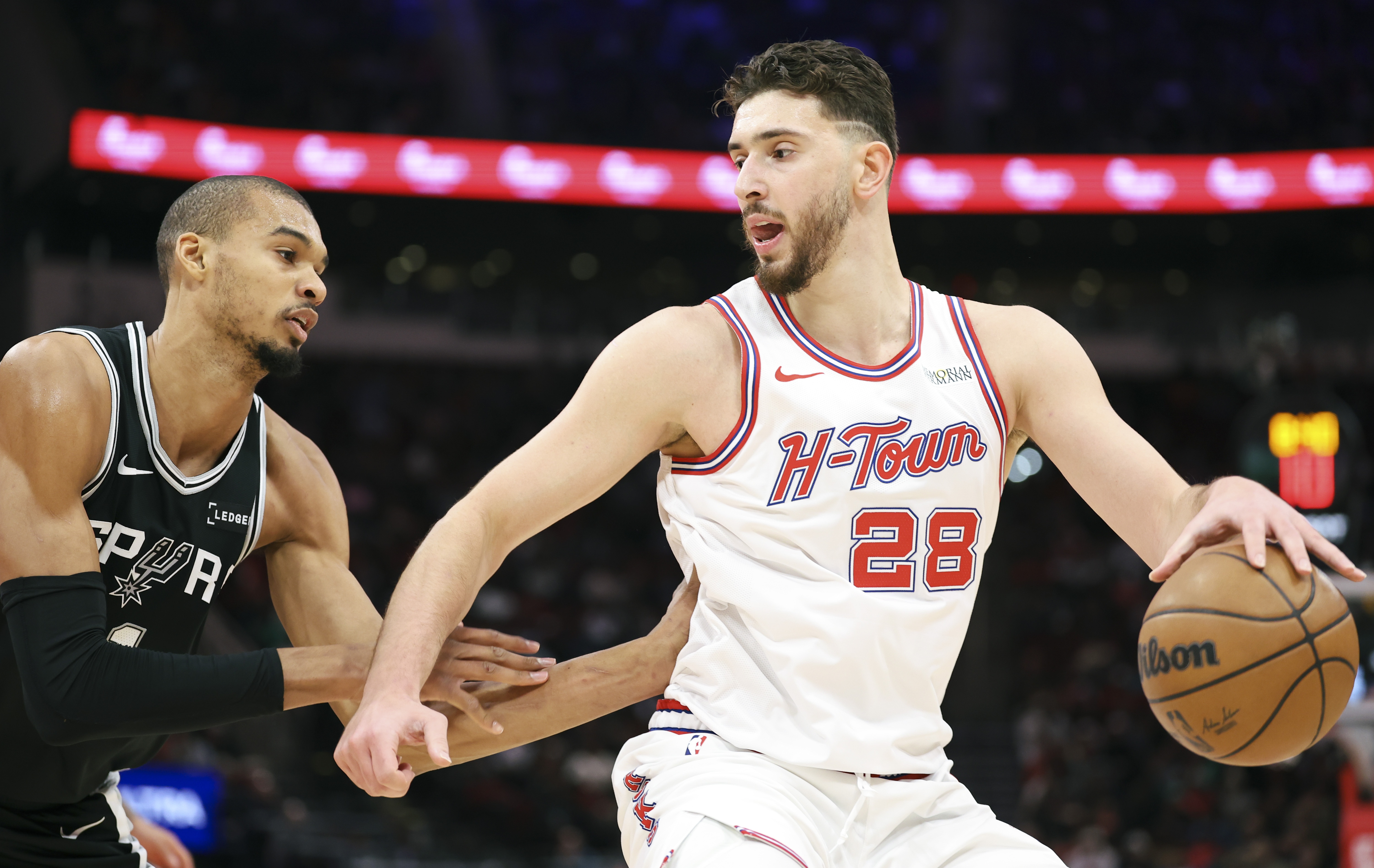 7m比分足球即时比分-离开篮下准星跌幅超20%！火箭急需欧锦赛版申京 夏天苦练咋没效果