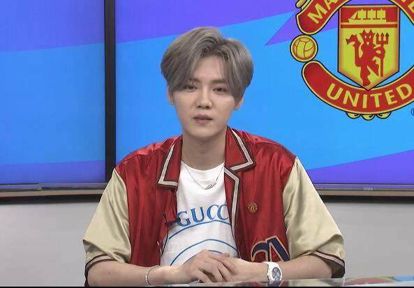 7m体育官网-越南女球迷图鉴②越南小姐新年红包庆祝越南赢国足