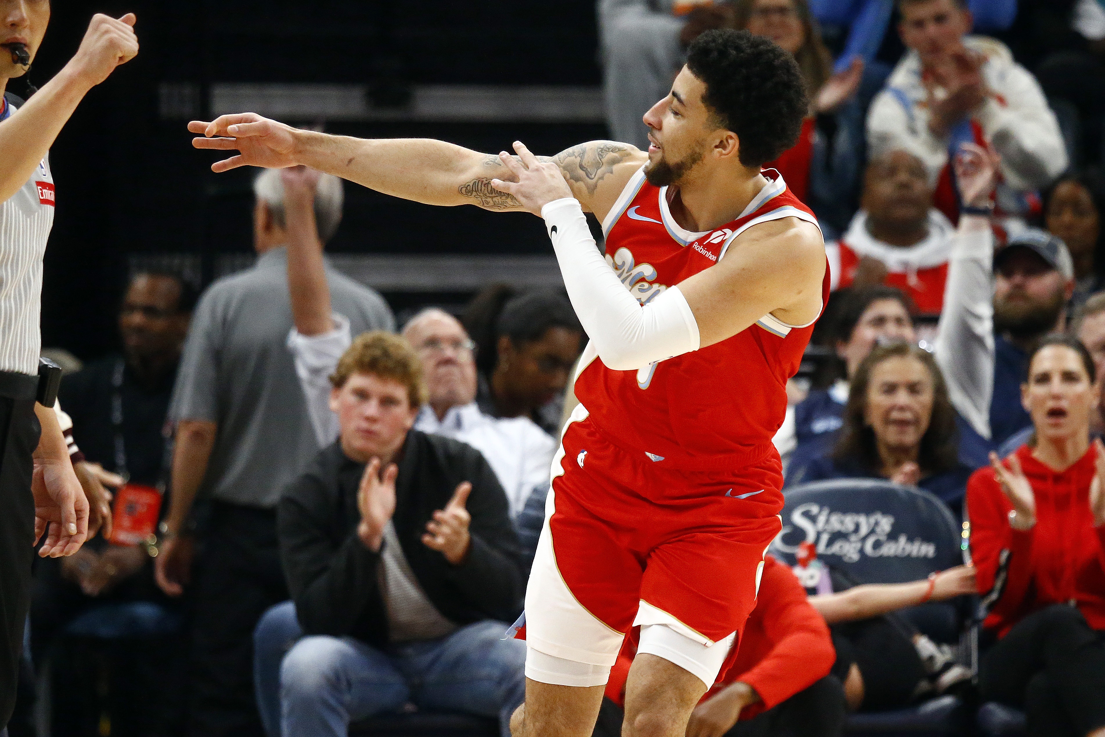 7m体育-NBA彩经：灰熊拿下勇士 火箭轻取国王 骑士击溃雄鹿