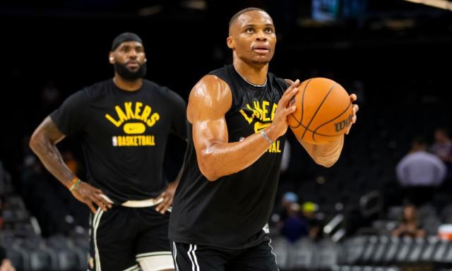 1639149135295088926.jpg 7m体育-输灰熊韦少再度拉垮,为什么湖人一定不能放弃他?